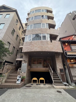 人形町駅 徒歩3分 現況:ネイルサロン※居抜相談可外観