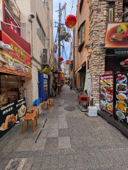 南京町ウラロジ1階｜飲食店・物販ショップ・美容健康サロンなど業種は幅広くＯＫ