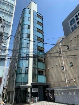 渋谷駅 徒歩3分／八幡通りすぐ／線路沿いの事務所仕様物件【飲食不可】