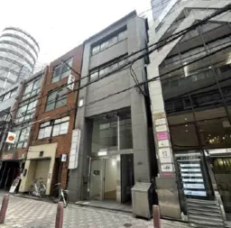 心斎橋駅 徒歩1分 美容系店舗におすすめ 鰻谷北通り沿い 2F店舗物件 【飲食不可】外観
