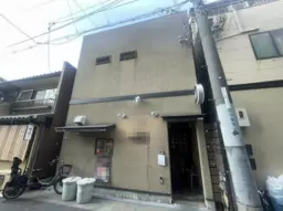 新福島駅 徒歩3分 1F-3F一棟貸し 韓国料理店居抜き物件 【飲食可】外観