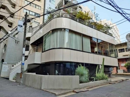 ≪表参道駅 徒歩3分｜B1階・飲食相談｜139.32㎡≫