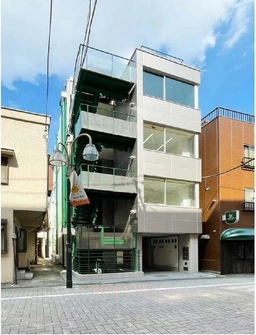 白山駅徒歩3分　飲食不可外観