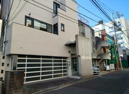 表参道駅 徒歩5分 1F店舗物件 【飲食不可】