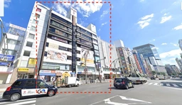 中央通り沿いの視認の良い物件です。業種相談。外観