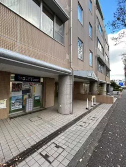 辻堂駅 徒歩2分 現況:物販 その他居抜きなど物件 【飲食不可】外観