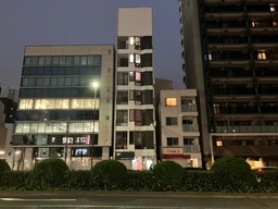 北千住駅 徒歩8分 現況:バー 飲食居抜き物件 【何業も可】外観