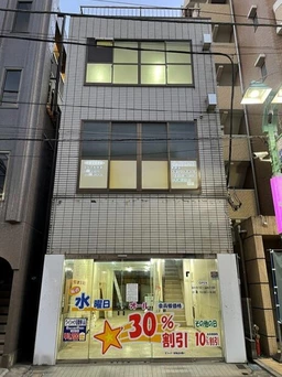 大山駅 徒歩4分 スケルトン物件 【飲食相談】リフト残置　遊座大山商店街沿い　一棟貸外観