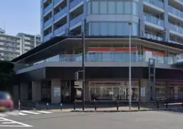 長津田駅 徒歩2分◆北口歩道橋利用で駅から直結◆長津田マークタウンの店舗区画◆サービス・物販店舗に最適◆外観