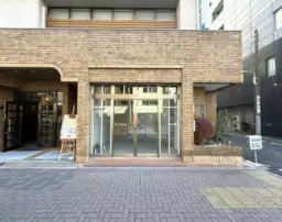 大通り沿い、角地の路面店舗☆飲食不可