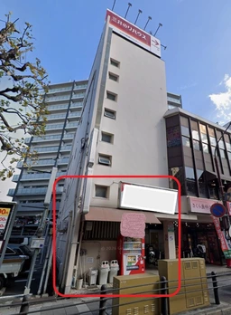 伊丹駅前の目立つビルです！外観