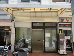 淀屋橋駅駅近　1階路面店外観