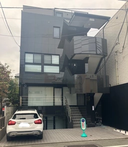 JR中央線「国立」駅徒歩５分、各種物販・サービス業、事務所に適す