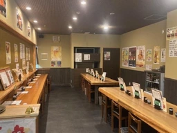 人気の4号館B2飲食フロア!