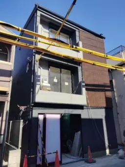 【UY0201】武蔵新城駅徒歩6分！1階路面店！軽飲食可能：条件が変わります！サービス店舗相談可！外観