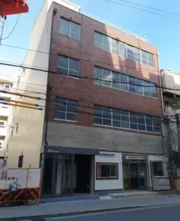 南森町駅 徒歩2分 天神橋筋商店街すぐ 1F〈102号室〉クリニック跡【軽飲食可】