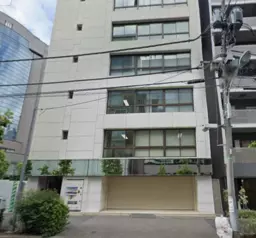 日本橋駅 徒歩5分 大通り沿い 1F事務所仕様物件 【飲食不可】