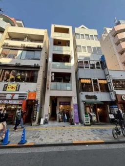 神楽坂通り沿いの路面店舗 ダイニングバー居抜き物件！外観