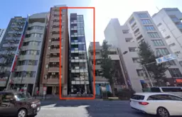 目黒駅５分目黒通りに面した地下一階２４坪テナント！バス停目の前で視認性あり。飲食、ホテル業などご相談可能【重飲食可】