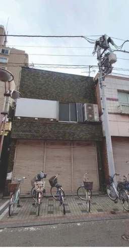 小田栄駅徒歩12分　飲食可　⼩⽥銀座商店街の好⽴地外観