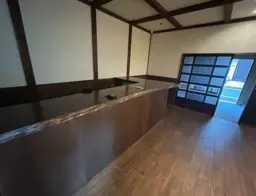 ■入谷駅 徒歩9分 現況:物販店居抜き物件 【業態制限なし（重飲食可）、深夜（0-6時）営業不可】※転貸契約外観