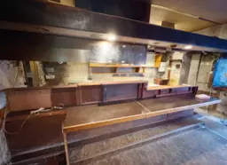 ■目黒駅 徒歩10分 現況:鉄板焼き 飲食居抜き物件 【飲食可】外観