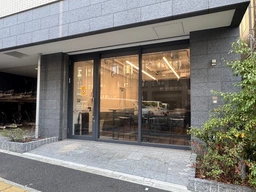 1階路面店／天高3.53m／事務所・店舗・軽飲食相談／2026年5月入居