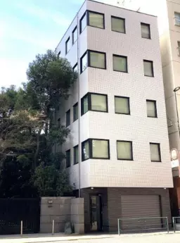 春日駅 徒歩2分 １階路面スケルトン物件 【軽飲食可(重飲食不可)】カフェ・サロン等外観