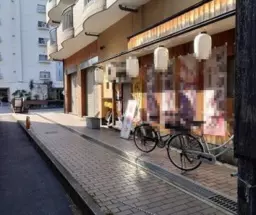 茨木駅 徒歩5分 現況:居酒屋内装あり（引渡状態相談） 1F店舗 【軽飲食可】外観