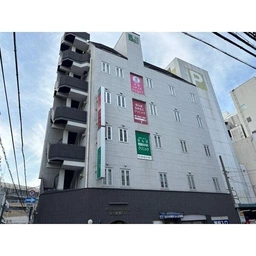 なんば医療ビル外観