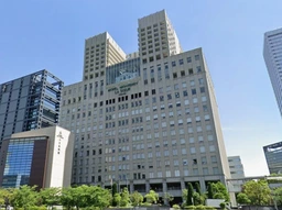 【大阪ビジネスパーク内の駅近・好立地】　京橋駅から連絡通路にて直結（当ビル2階）　ホテル宴会場跡区画　100坪以上外観