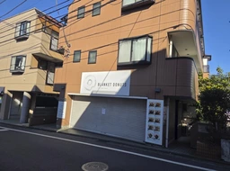 浜銀通り沿いの１階路面物件！！間口が広めです！！外観