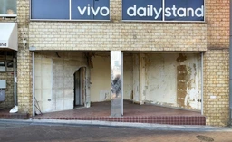 ≪四ツ谷駅 徒歩1分｜1階・18.23㎡｜業種相談可≫外観