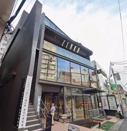 ≪表参道駅 徒歩3分｜1階・185.67㎡｜カフェ居抜き相談可≫外観