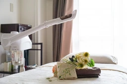 西心斎橋◎アメ村三角公園近く◎約10坪美容サロン居抜◎