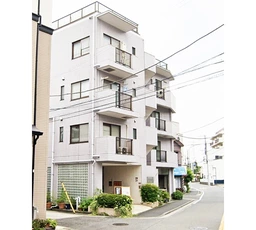 高田駅周辺！～隠れ家立地～サロン・フィットネスにお勧め【シエル ド マリ1階】外観