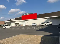 ロードサイド店舗外観