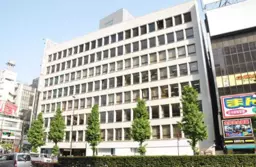 新宿駅南口 徒歩4分 1F 店舗物件 【飲食不可】