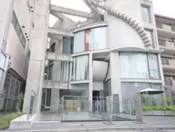 外苑前駅4a出口 徒歩4分 メゾネットタイプB1-1F一括貸しスケルトン物件【軽飲食可】