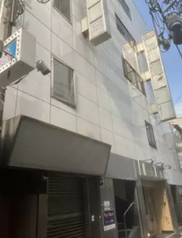 十三駅 徒歩3分 角ビル B1Fスケルトン物件 【飲食可】