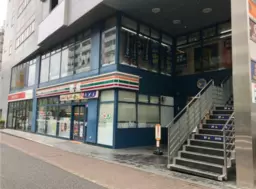 ■東戸塚駅 徒歩1分 スケルトン物件 【飲食可、無人営業不可・同業種不可 】外観