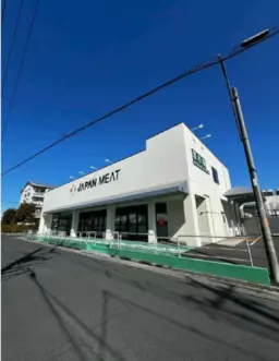 春日部駅住宅街のスーパー居抜きテナント！１〜２階テナント、３階屋上駐車場！物販、サービス、事務所最適【飲食可能】外観