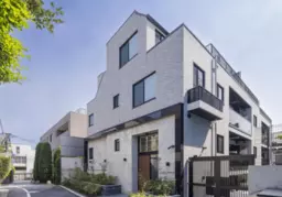 【KKM0225】中目黒駅徒歩圏内！プライベートサロンにおすすめ！築浅物件！