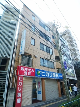 大山駅 徒歩2分 2階フロア一括貸し【事務所のみ】