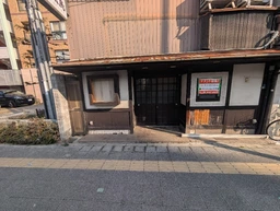 千林大宮駅 徒歩3分 スケルトン物件 【飲食不可】国道1号線沿いの好立地。業種等ご相談可能です。外観