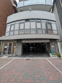 元町山手・落着きある住宅地域と商業地域を繋ぐ職住共存エリア