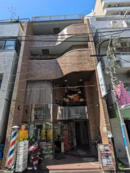 【KKM0302】中目黒駅徒歩圏内！区役所通りの商店街に面しております！外観