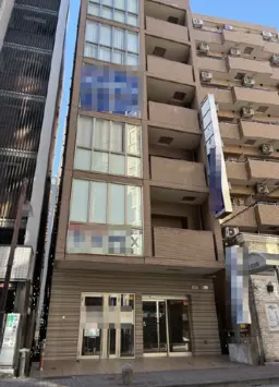 町田駅 徒歩3分 　絹の道栄通り沿い　4階外観