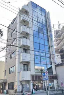 新大久保駅 徒歩7分 　大久保通り沿い1階路面店 【軽飲食可】