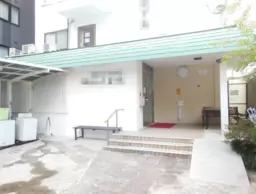 京都駅 徒歩5分 1-5F一棟貸し物件 【飲食可】外観